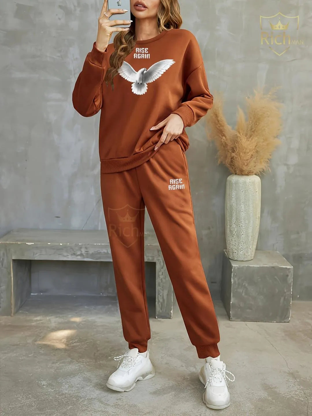 Primum 2 Pcs Women’s Stitched Fleece Printed Tracksuit Fashion Insta