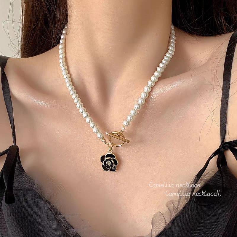 Sunflower Design Gold Plated Zircon Pendant – 1 Pc Fashion Insta