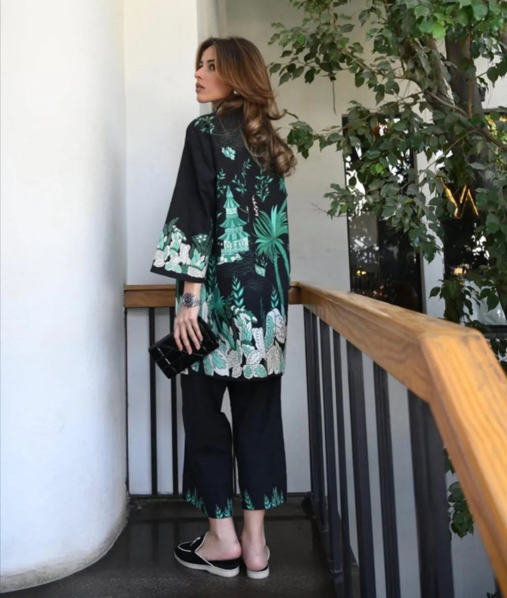 2 Pcs Women's Stitched Swiss Lawn Digital Print Co-Ord Set Fashion Insta