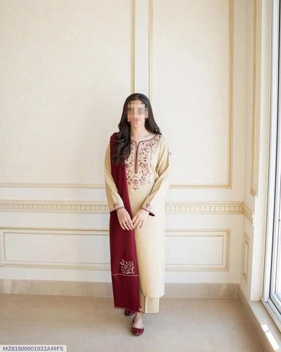 3 Pcs Women’s Unstitched Embroidered Suit Fashion Insta