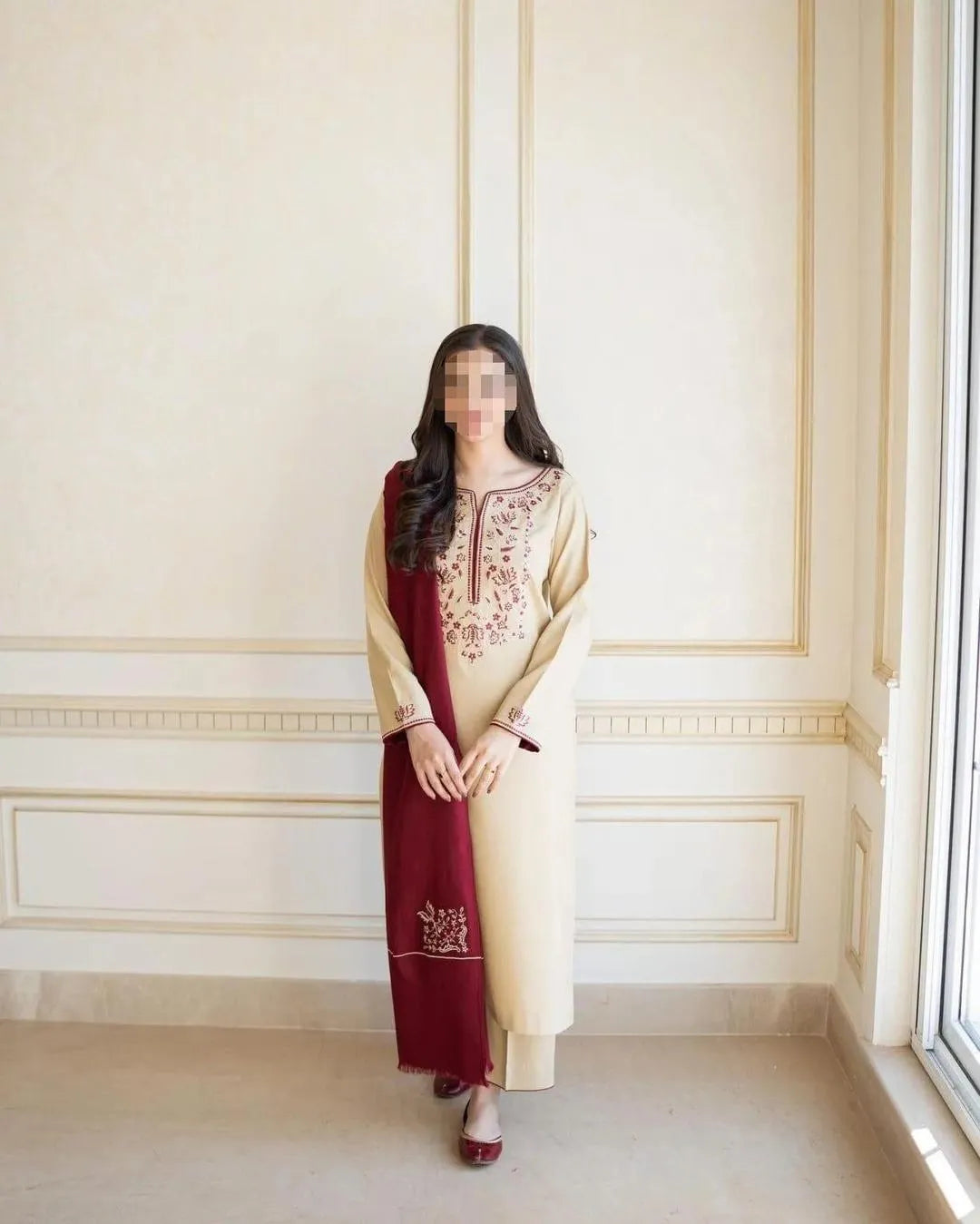 3 Pcs Women’s Unstitched Embroidered Suit Fashion Insta