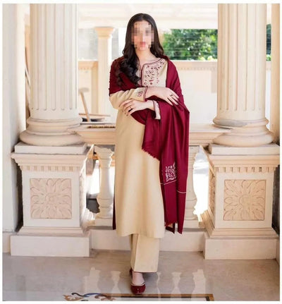 3 Pcs Women’s Unstitched Embroidered Suit Fashion Insta