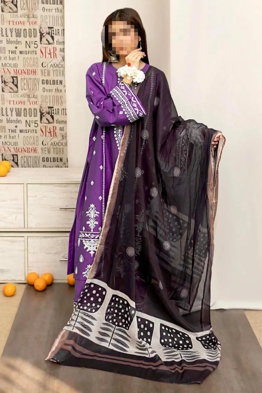 3 Pcs Women’s Unstitched Embroidered Suit Fashion Insta