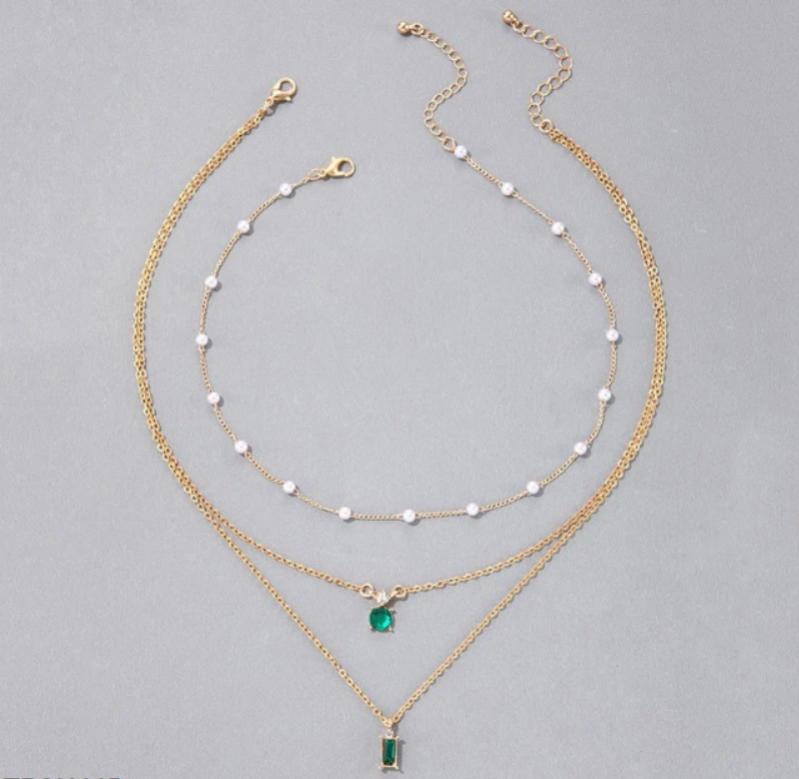 Green Stone & White Pearl Pendant Fashion Insta