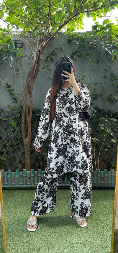 2 Pcs Women’s Stitched Swiss Lawn Printed Co-Ord Set Fashion Insta
